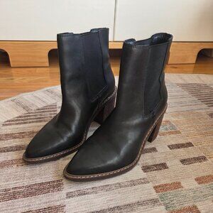 Crown Vintage Pimmy Bootie
Black Leather Ankle Boot
Women's Size 7.5 Wide WC